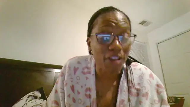 SweetParadise00's cam snapshot