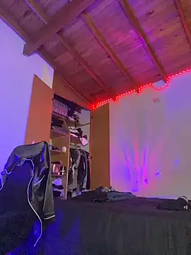 RickKrong_'s cam snapshot