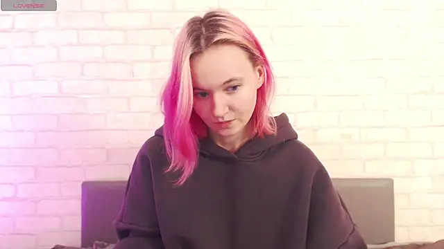 Ericha_Stone's cam snapshot