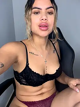 Alanna-foxx's cam snapshot