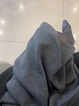 yimisun01 live sex cam