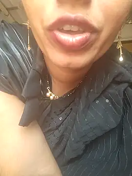 Simaran_bhabhi live sex cam