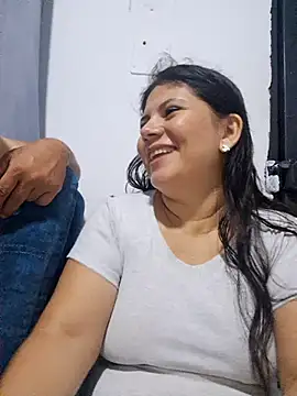 lady_and_charly's cam snapshot