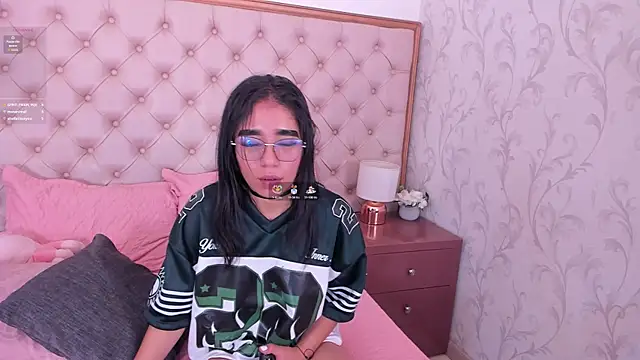 sweetabbey's cam snapshot