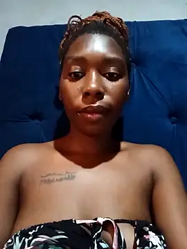 sexysmalldaily04's cam snapshot