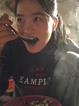 Maymay97's cam snapshot