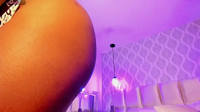 ReginaBerry's cam snapshot