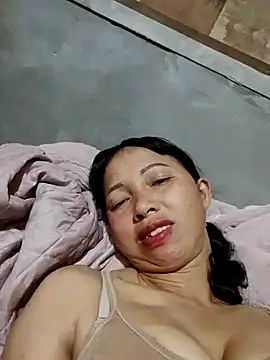 TRIEUTRIEU20's cam snapshot