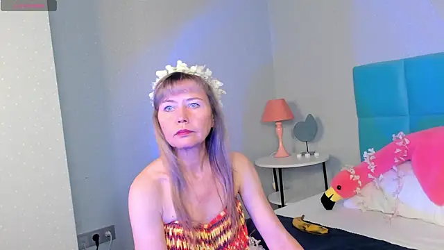 Carla_Vogue's cam snapshot