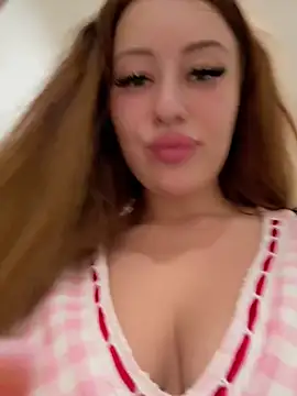 AndreaMood live sex cam