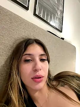 Lolykush live sex cam