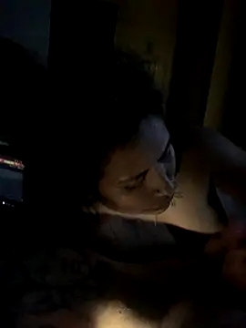 MoneyBarbies210's web cam