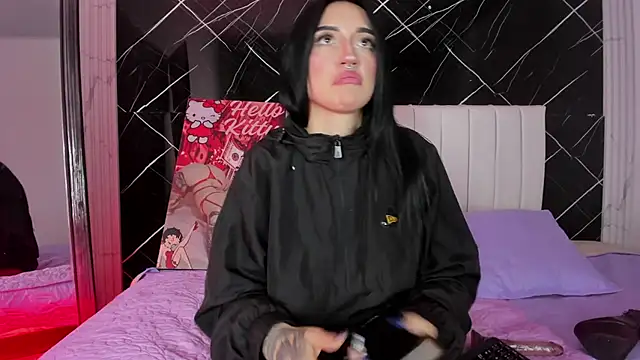 Candy_leilaa3's cam snapshot