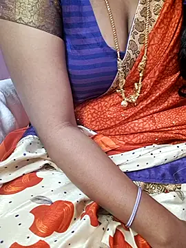 Tamil_Ammani's cam snapshot