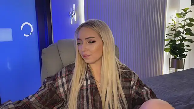 OhMyEmma's cam snapshot