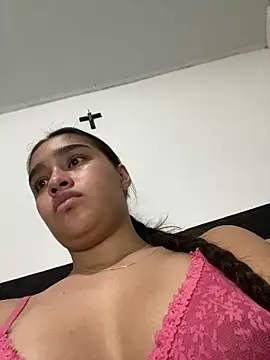 Iam_samanthaa's cam snapshot