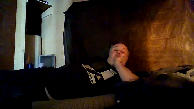 reddragon66's cam snapshot