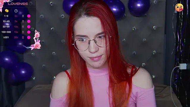 EmilyKents's cam snapshot