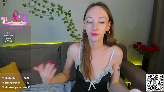 Miche1le_Allenne's cam snapshot