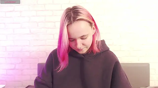 Ericha_Stone's cam snapshot