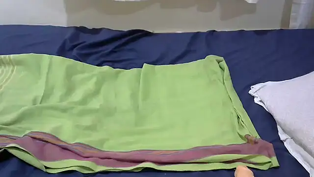 Snoww-'s cam snapshot