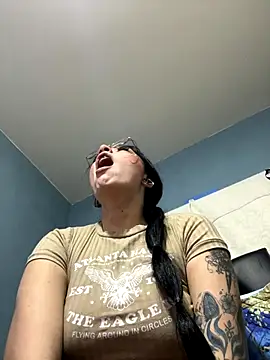 Naomii2's cam snapshot