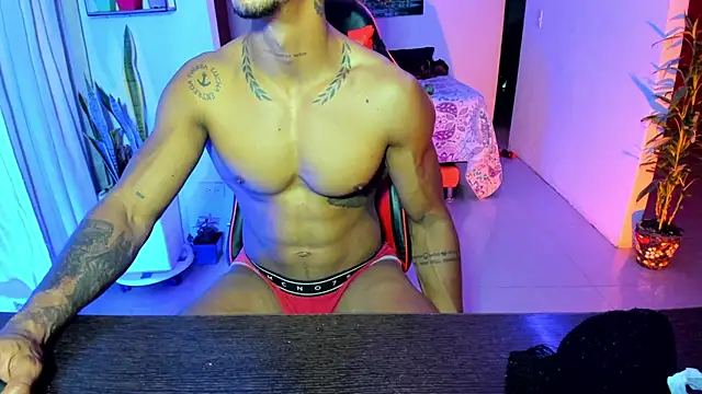 Adam_Valenciia's cam snapshot