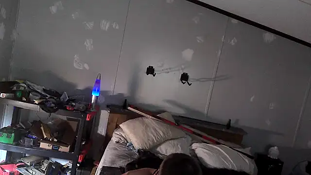 Bi_curious86's cam snapshot