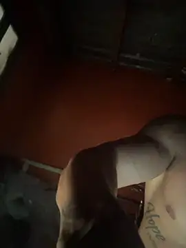 moody1996- live sex cam