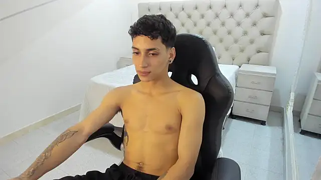 JhoanLeandro live sex cam