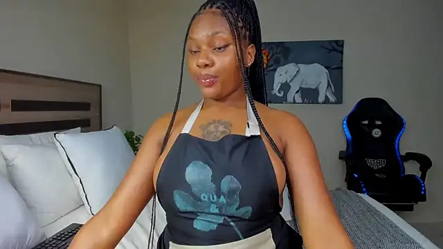 Renee-18 live sex cam