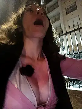 Lucy_colee's web cam