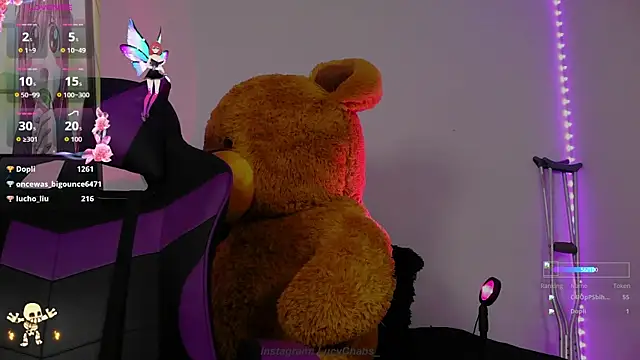 LucyChabs_'s cam snapshot