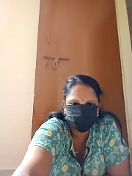 tamilammu1431 live sex cam