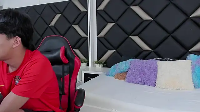 Spaceboys18 live sex cam