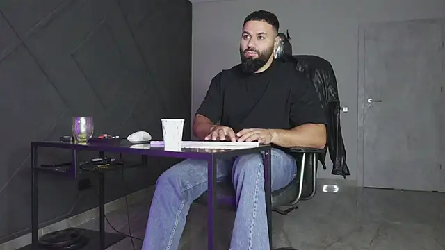 mattmasterss live sex cam