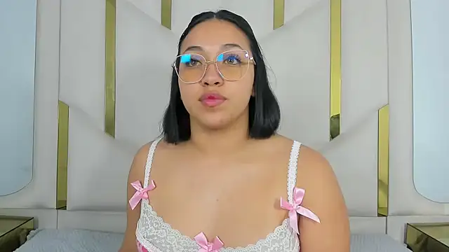 IsabellRodriguez18's cam snapshot