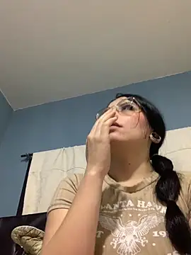 Naomii2's cam snapshot