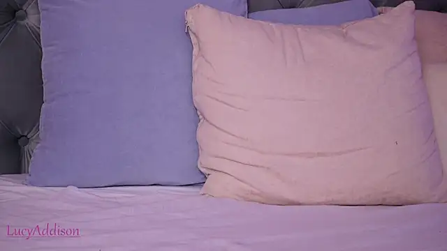 LucyAddison's cam snapshot