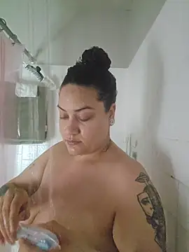 honeeyyy_pot's cam snapshot