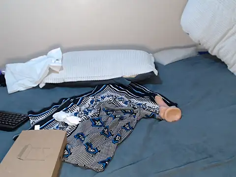 sweet_essin's cam snapshot