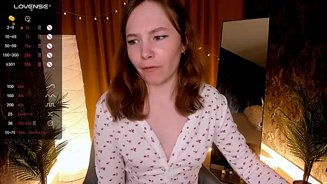 LanaBlu_'s cam snapshot