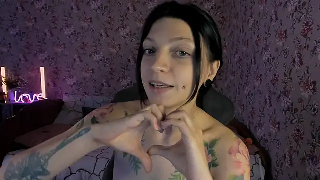 roselolly's cam snapshot