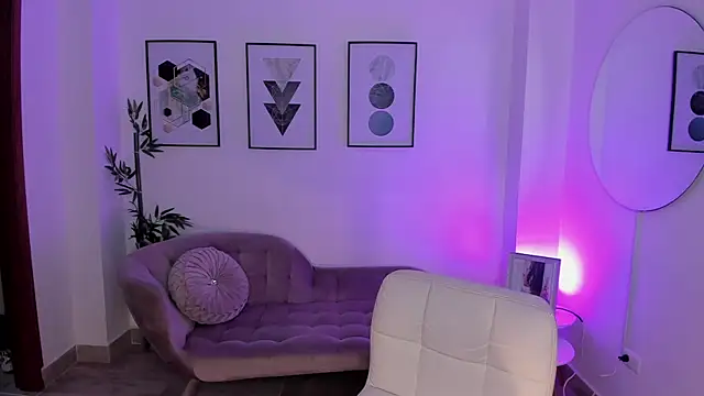 Beverly_johnson's cam snapshot