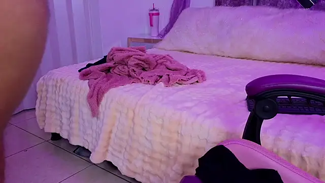 bella_nick19 live sex cam