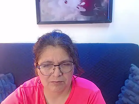 Linda_banks_'s cam snapshot