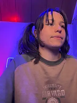 Eymmy_24's cam snapshot