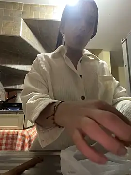 MiaRousexxx_'s cam snapshot