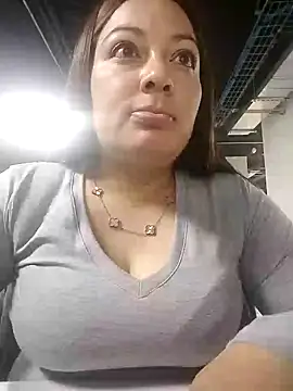 GATITA_LINDA_'s cam snapshot