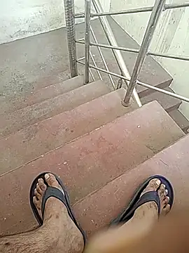 Monty080 live sex cam